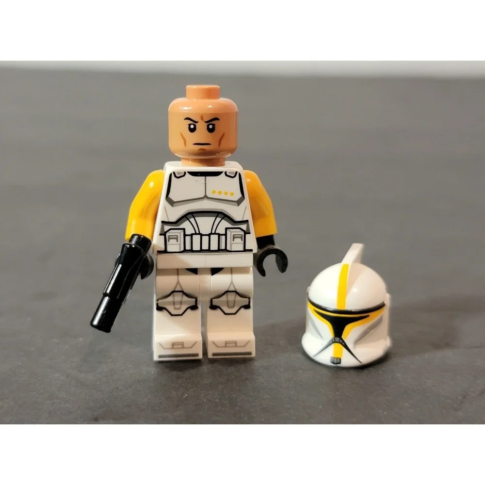 Star Wars Minifigure Lot (8) SW0503, SW1146, SW1179, SW1143 SW0187, SF Commander